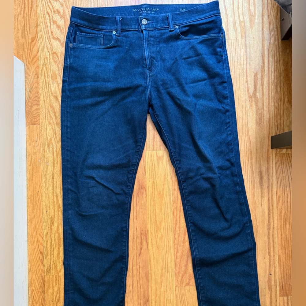 Banana Republic slim fit Traveler jeans